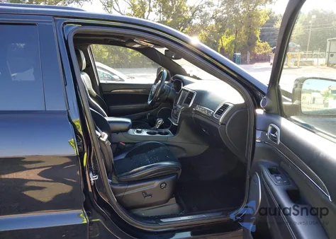 2017 Jeep Grand Cherokee Srt 4X4 z USA, uszkodzony, nr VIN 1C4RJFDJ3HC678374